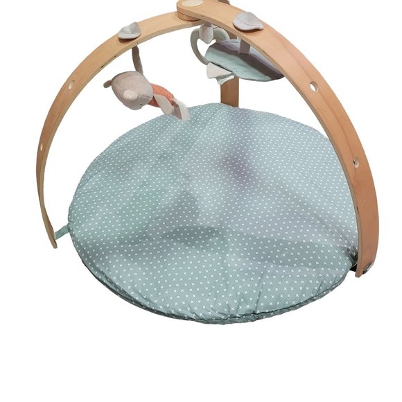 Ingenuity Cozy Spot Reversible Duvet Activity Gym with Wooden Toy Bar tummy time - Picture 2 of 8